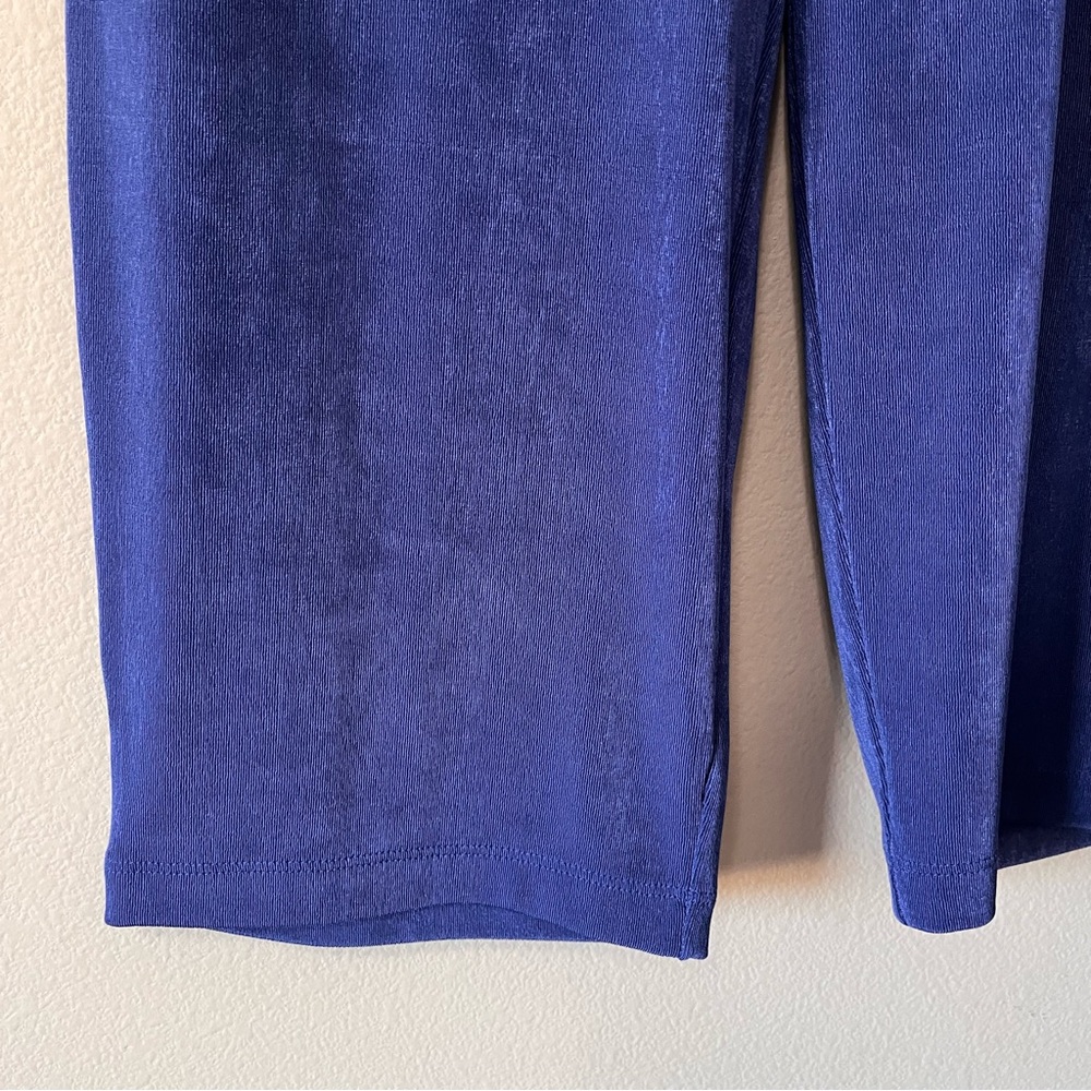Chico's NWT Travelers No Tummy Cropped Pull On Pants Blue Casa Size 1 = Medium - Picture 4 of 8